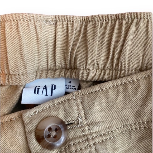 Gap Jogger styled Khakis - Picture 3 of 6